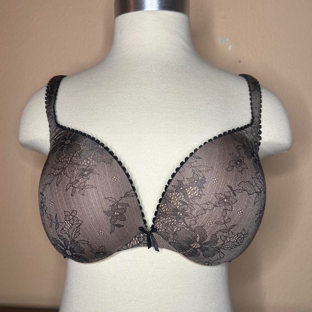 SKIMS Black Floral Lace Bra